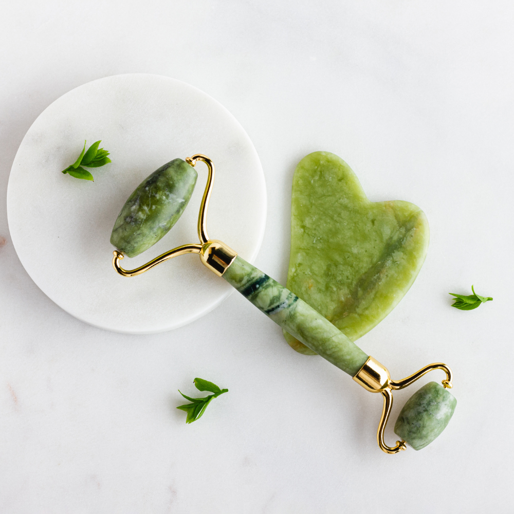 jade roller and gua  sha for anti-ageing.